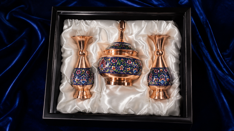 پک جفت گلدان و قندان مس و پرداز در جعبه جیر