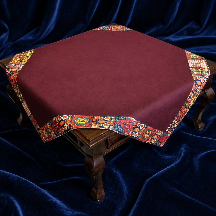 رومیزی مخمل خشتی زرشکی